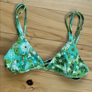 kulani kini top - Green Floral